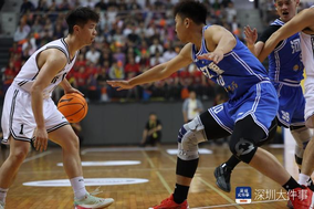 B费、卡塞米罗破门 十人曼联2-1十人切尔西
